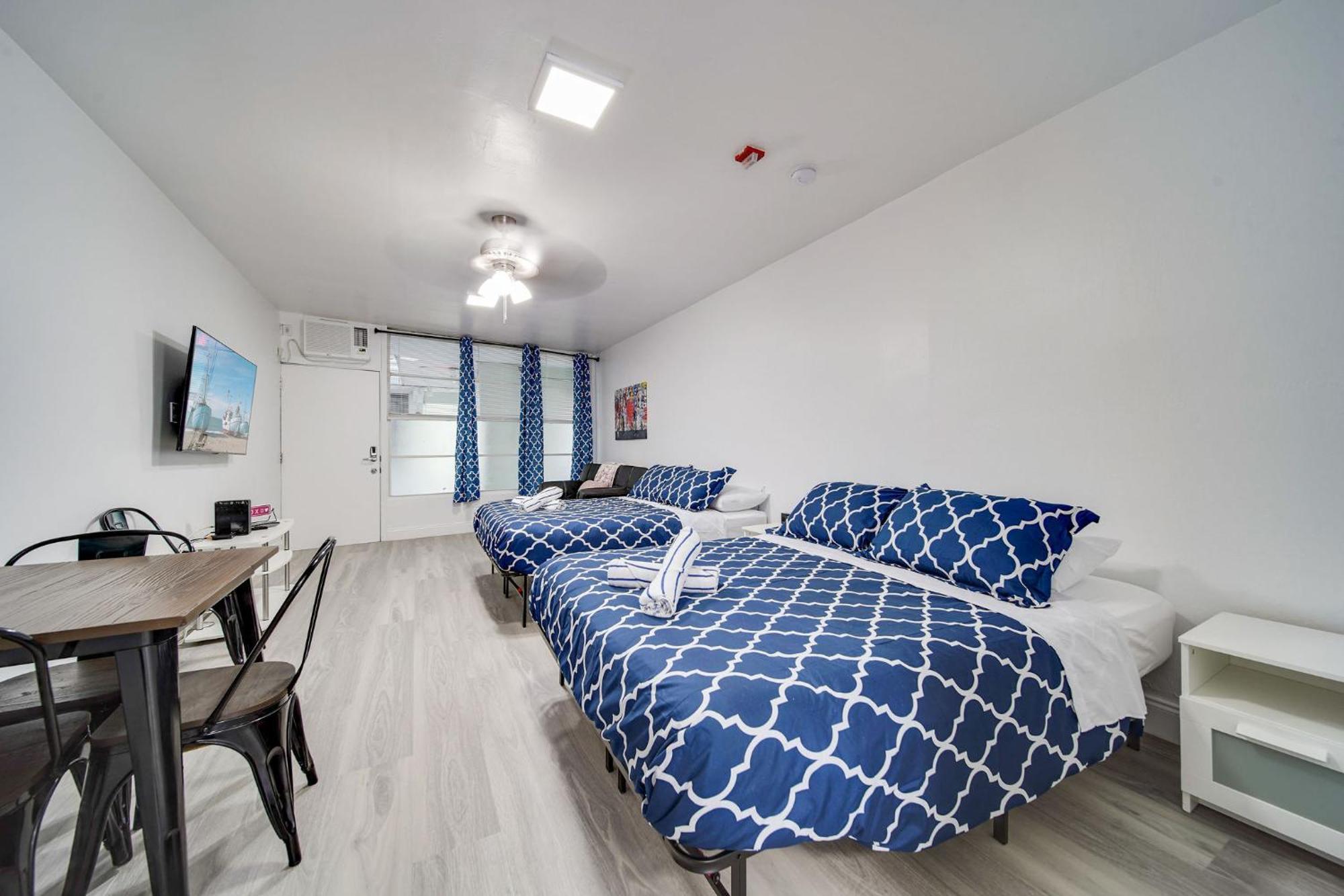 Deco Beachside Apt, W/2 Queen Beds, Washer/Dryer Маями Бийч Екстериор снимка