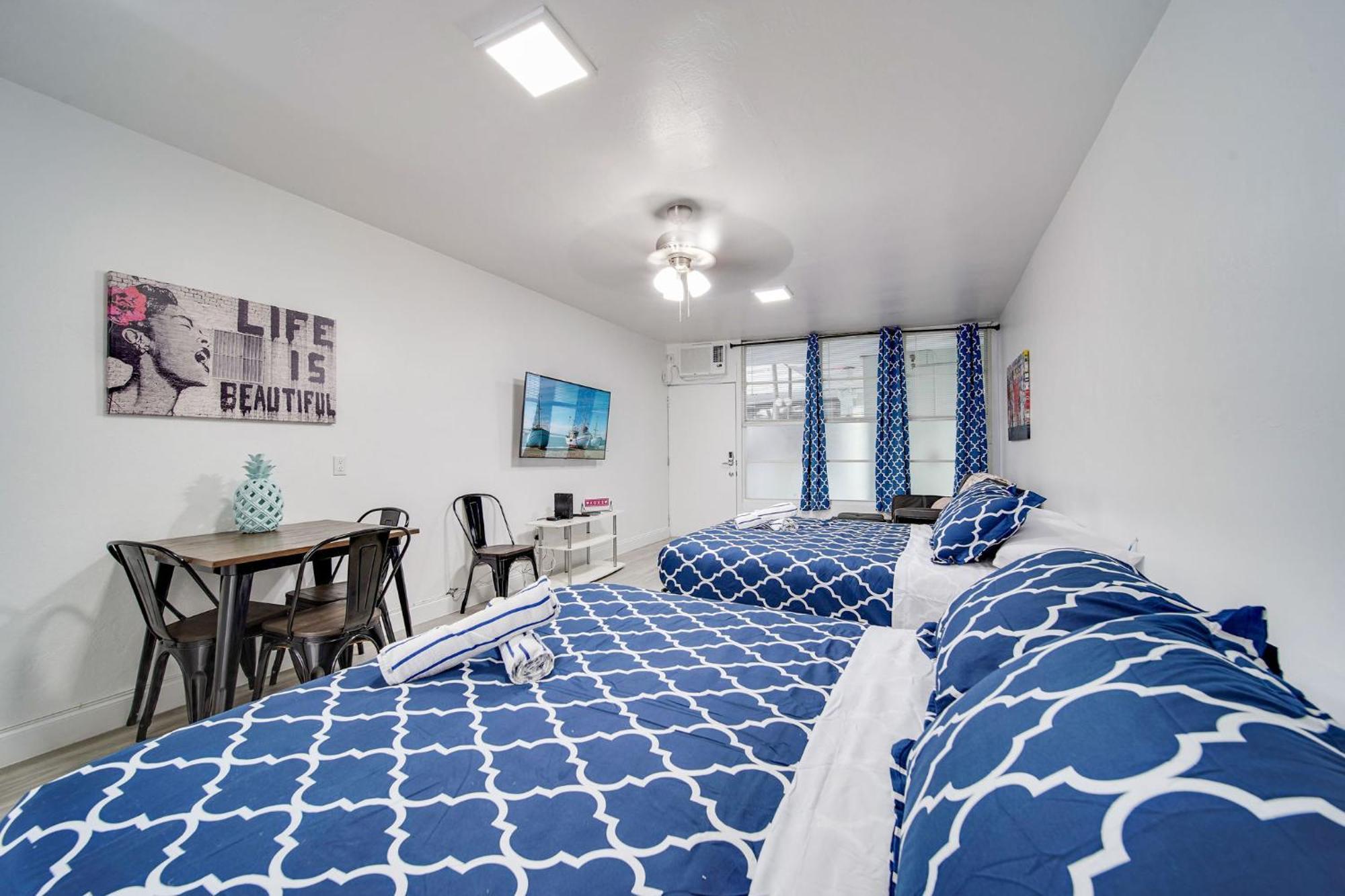 Deco Beachside Apt, W/2 Queen Beds, Washer/Dryer Маями Бийч Екстериор снимка